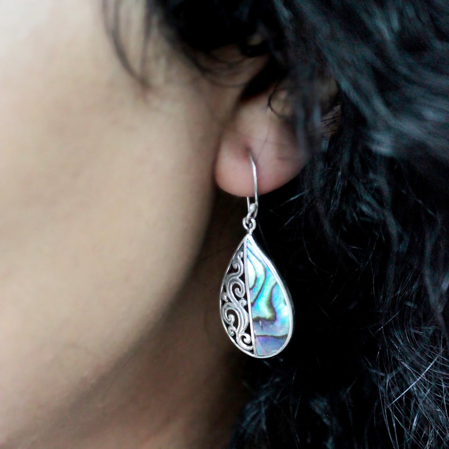 Shell & Silver Earrings - Three Hearts - MOP