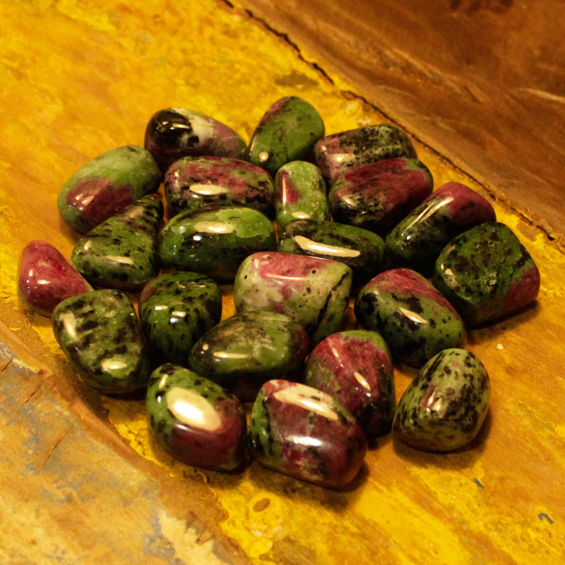 Premium Tumble Stone - Ruby Zoisite