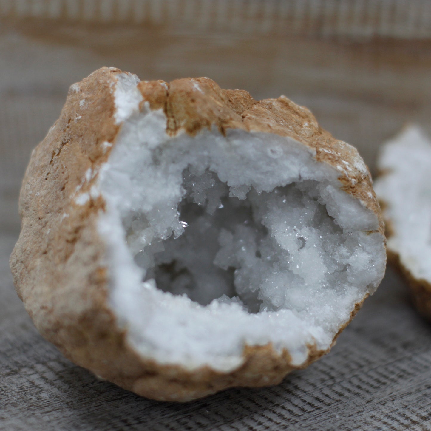 Calsite Geodes - 10-12 cm