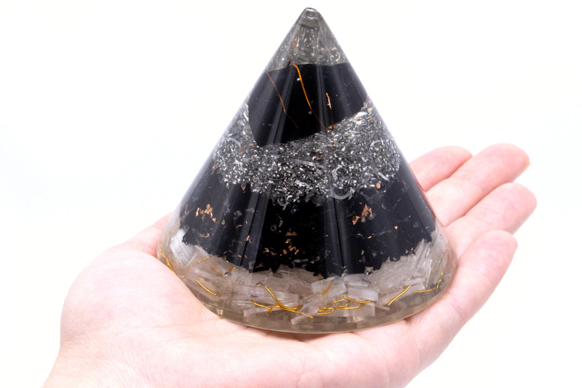 Orgonite Cone - Selenite and Black Toumaline Copper - 90 mm