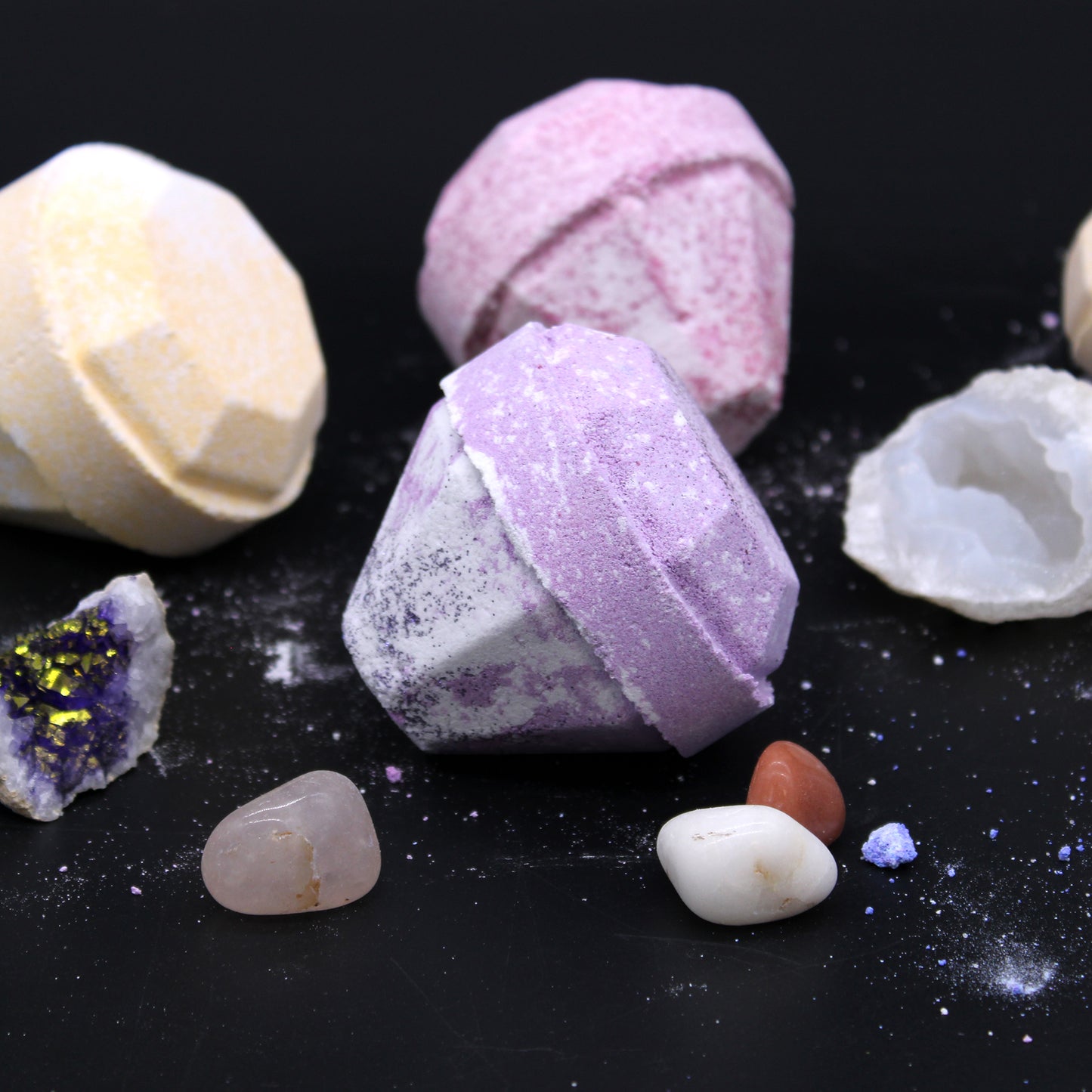 Gemstone Bath Bomb - Mistress Fragrance