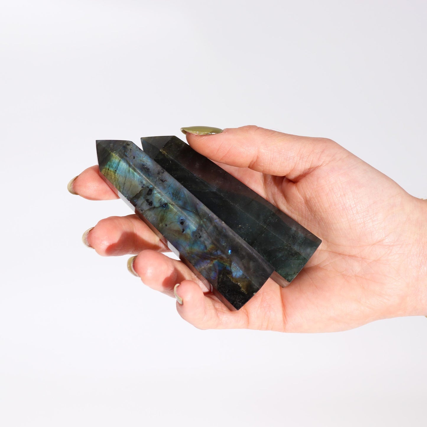 Madagascar Labradorite Point (approx 50-65gm 100x28mm)