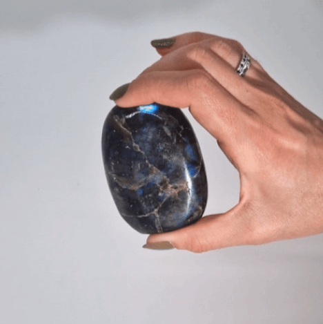 Madagascar Labradorite Tomb Stone (approx 80-100gms 50-70mm)